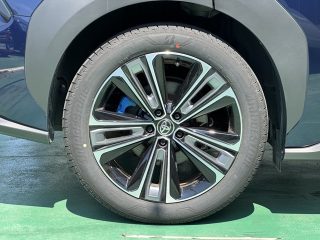 bZ4X(トヨタ)中古車 10