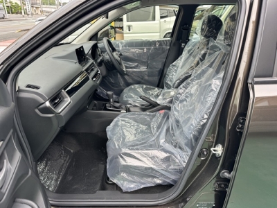 WR-V(ホンダ)登録済未使用車 前席内装