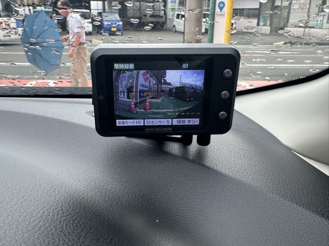 ノート(ニッサン)中古車 26