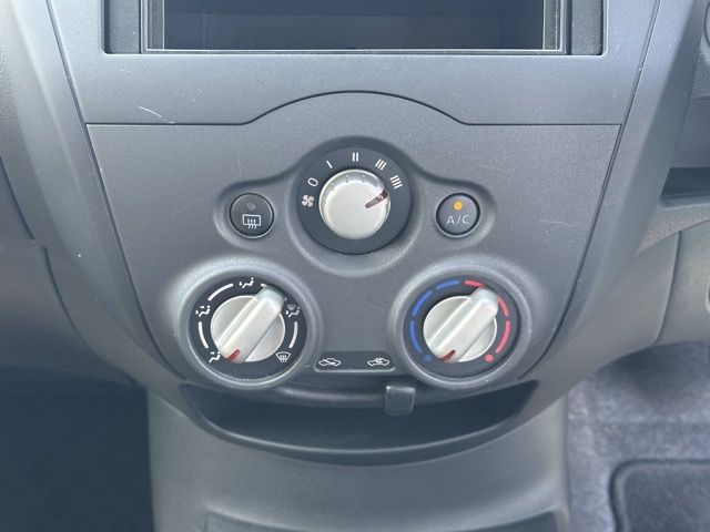 ノート(ニッサン)中古車 14