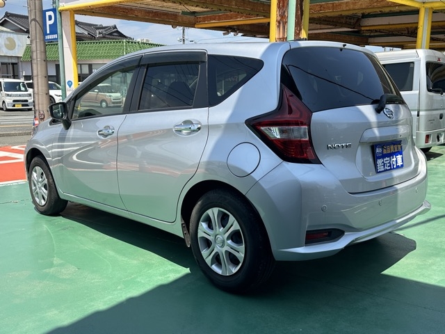 ノート(ニッサン)中古車 2