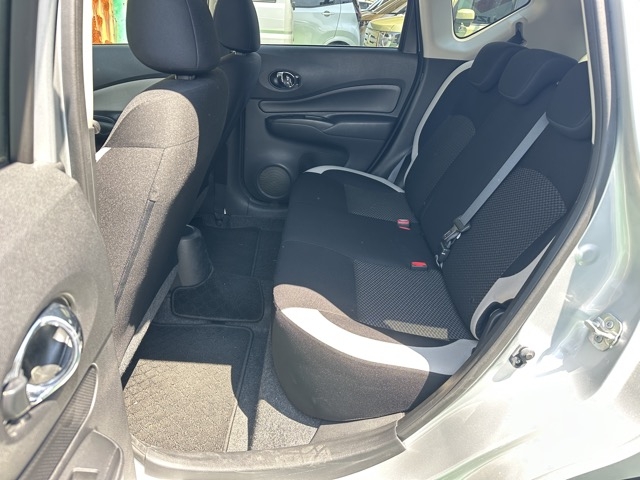 ノート(ニッサン)中古車 4