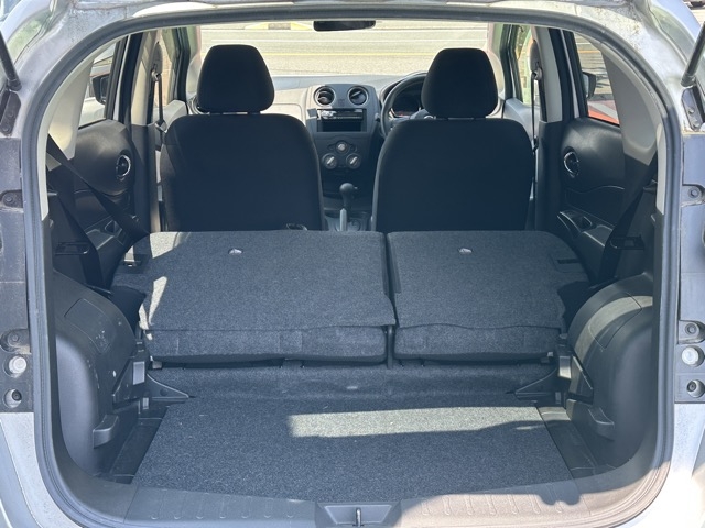 ノート(ニッサン)中古車 8