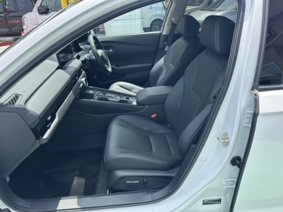 アコード(ホンダ)中古車 前席内装