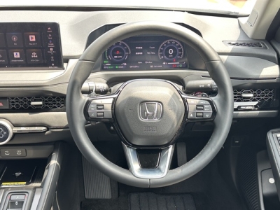 アコード(ホンダ)中古車 内外装写真他