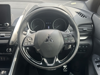 エクリプスクロスPHEV(三菱)中古車 内外装写真他
