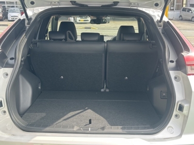 エクリプスクロスPHEV(三菱)中古車 内外装写真他１