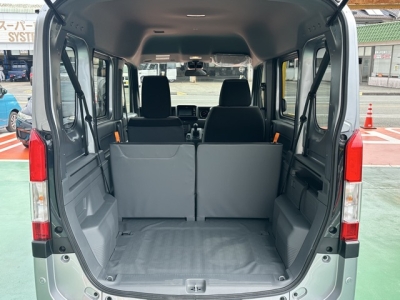 N-VAN(ホンダ)ディーラ-試乗車 内外装写真他１