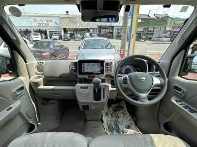 NV100クリッパーリオ(ニッサン)中古車 後席から見た前席