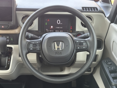 新型N-BOX(ホンダ)ディーラ-試乗車 内外装写真