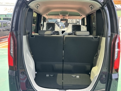 新型N-BOX(ホンダ)届出済未使用車 内外装写真他２