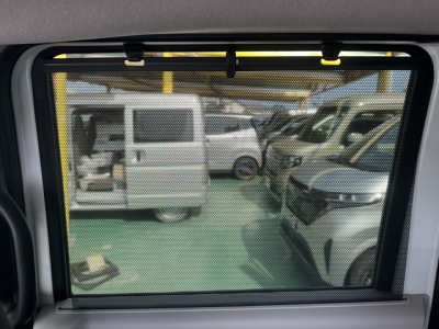 新型N-BOX(ホンダ)中古車 内外装写真他