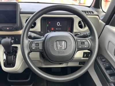 新型N-BOX(ホンダ)ディーラ-試乗車 内外装写真他１