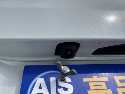 新型N-BOX(ホンダ)届出済未使用車 内外装写真他２