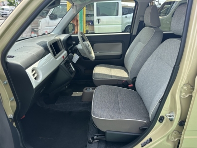 ミラトコット(ダイハツ)中古車 前席内装