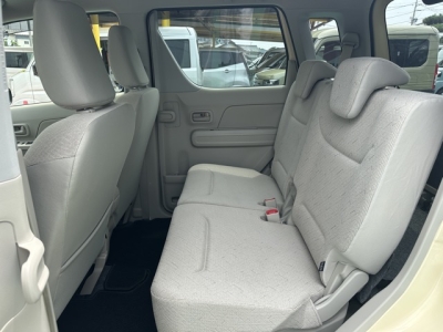 ワゴンR(スズキ)中古車 後席内装