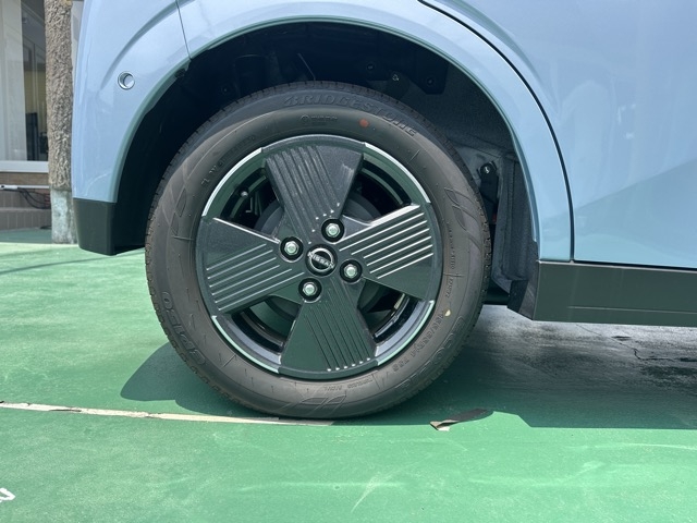 サクラ(ニッサン)中古車 11