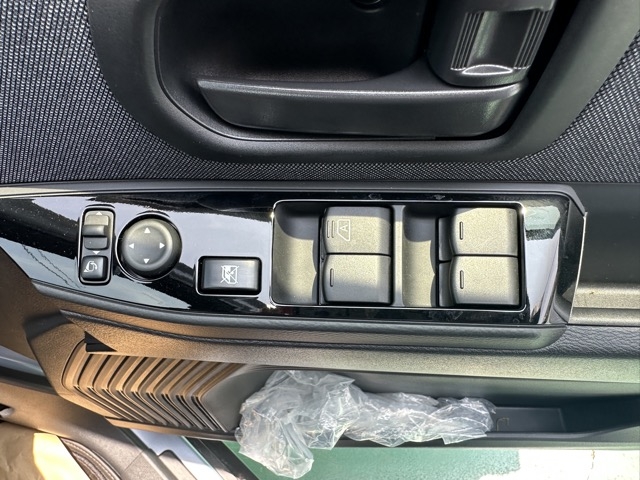 サクラ(ニッサン)中古車 12