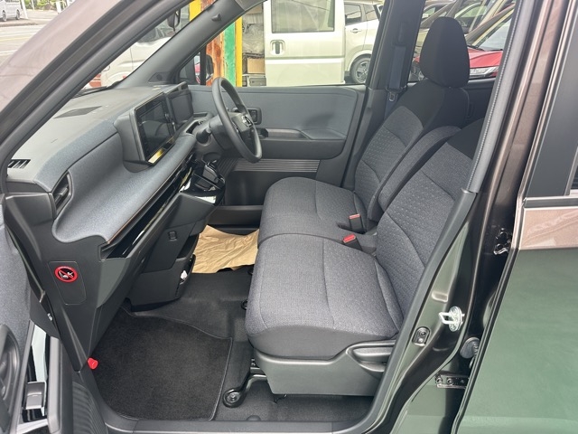 サクラ(ニッサン)中古車 3