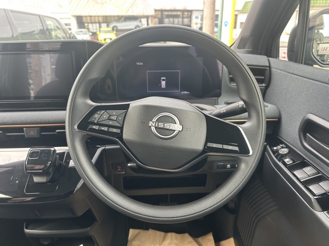 サクラ(ニッサン)中古車 7