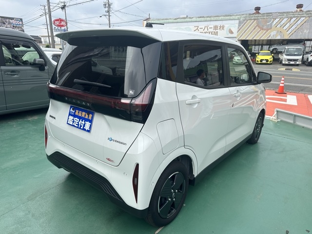 サクラ(ニッサン)中古車 11