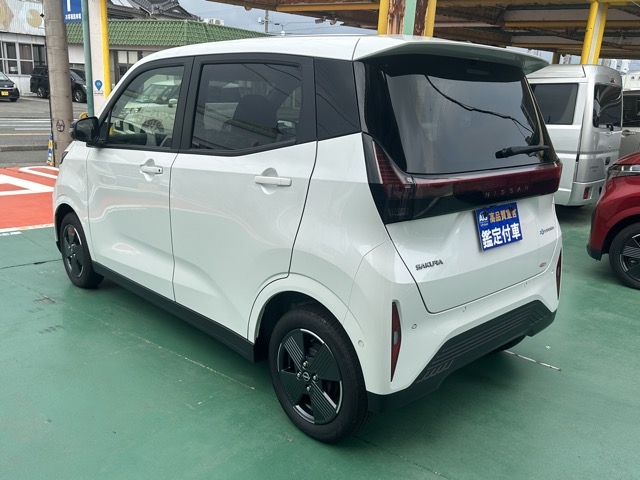 サクラ(ニッサン)中古車 2
