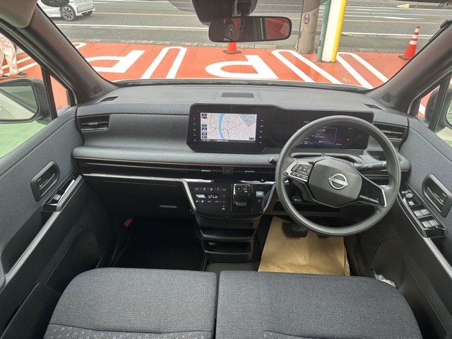 サクラ(ニッサン)中古車 6