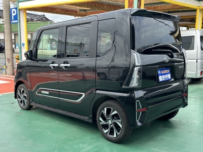 タントカスタム(ダイハツ)中古車 後方