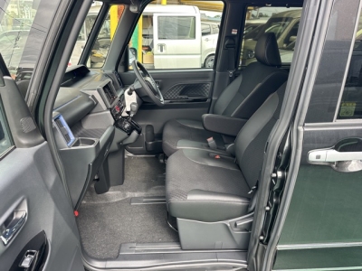 タントカスタム(ダイハツ)中古車 前席内装