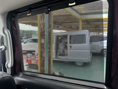 新型ルークス(ニッサン)中古車 後席から見た前席