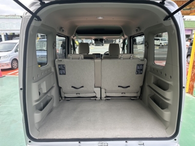 エブリイワゴンのＯＥＭ(スズキ)中古車 内外装写真他１