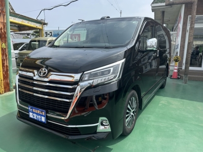 グランエース(トヨタ)中古車 前方