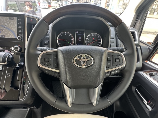 グランエース(トヨタ)中古車 7