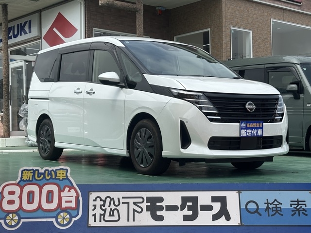 セレナ(ニッサン)中古車 0