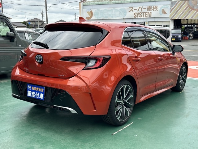 カローラスポーツ(トヨタ)中古車 11