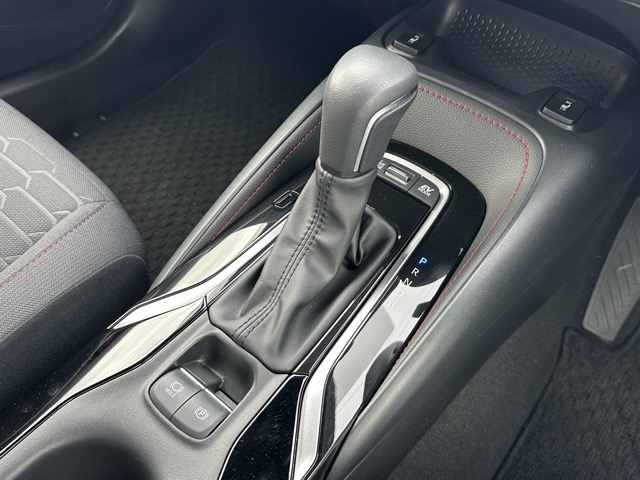 カローラスポーツ(トヨタ)中古車 22