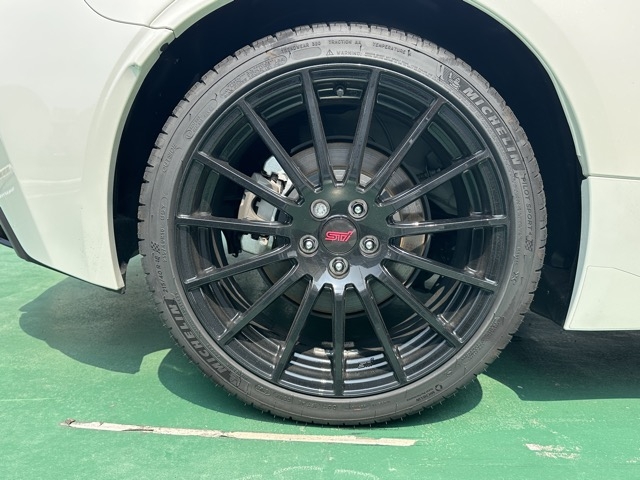 BRZ(スバル)中古車 10