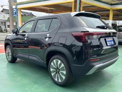 WR-V(ホンダ)登録済未使用車 後方