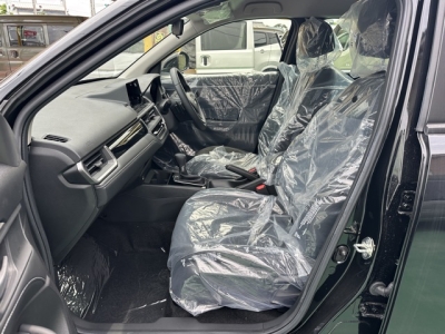 WR-V(ホンダ)登録済未使用車 前席内装