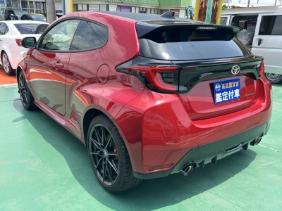 GRヤリス(トヨタ)中古車 後方