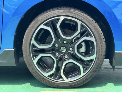 スイフトスポーツ(スズキ)中古車 内外装写真他２