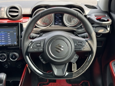 スイフトスポーツ(スズキ)中古車 内外装写真