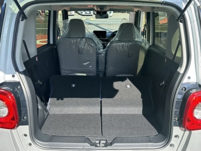 ムーヴキャンバス(ダイハツ)新車見本展示無 内外装写真他１