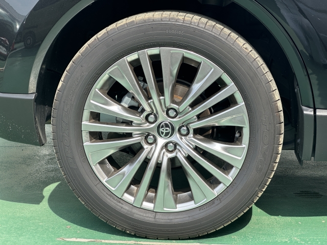 ハリアー(トヨタ)中古車 13