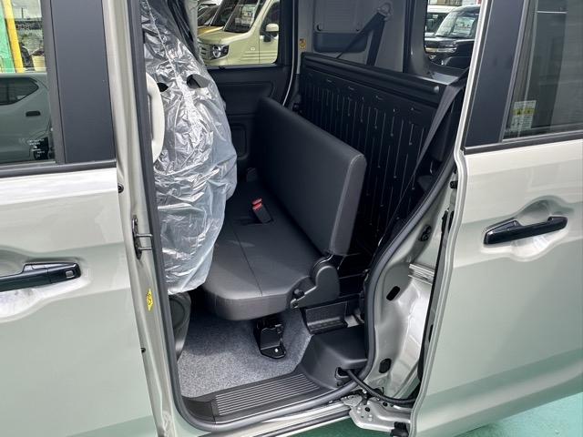スペーシア(スズキ)届出済未使用車 4