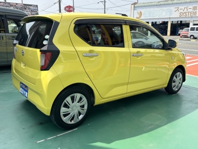 ミライースのOEM(ダイハツ)中古車 内外装写真他２