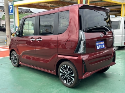 タントカスタム(ダイハツ)中古車 後方