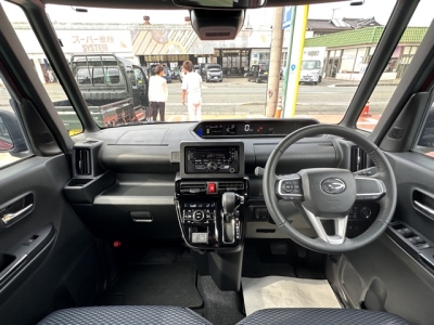 タントカスタム(ダイハツ)中古車 内外装写真