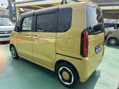 新型N-BOX(ホンダ)中古車 後方
