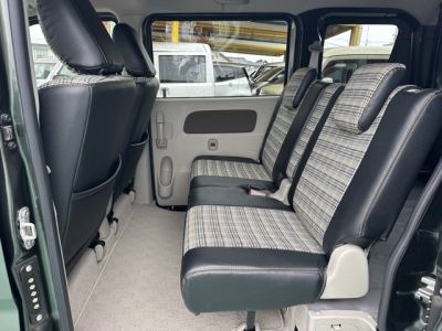 エブリイ(ダムド)中古車 後席内装